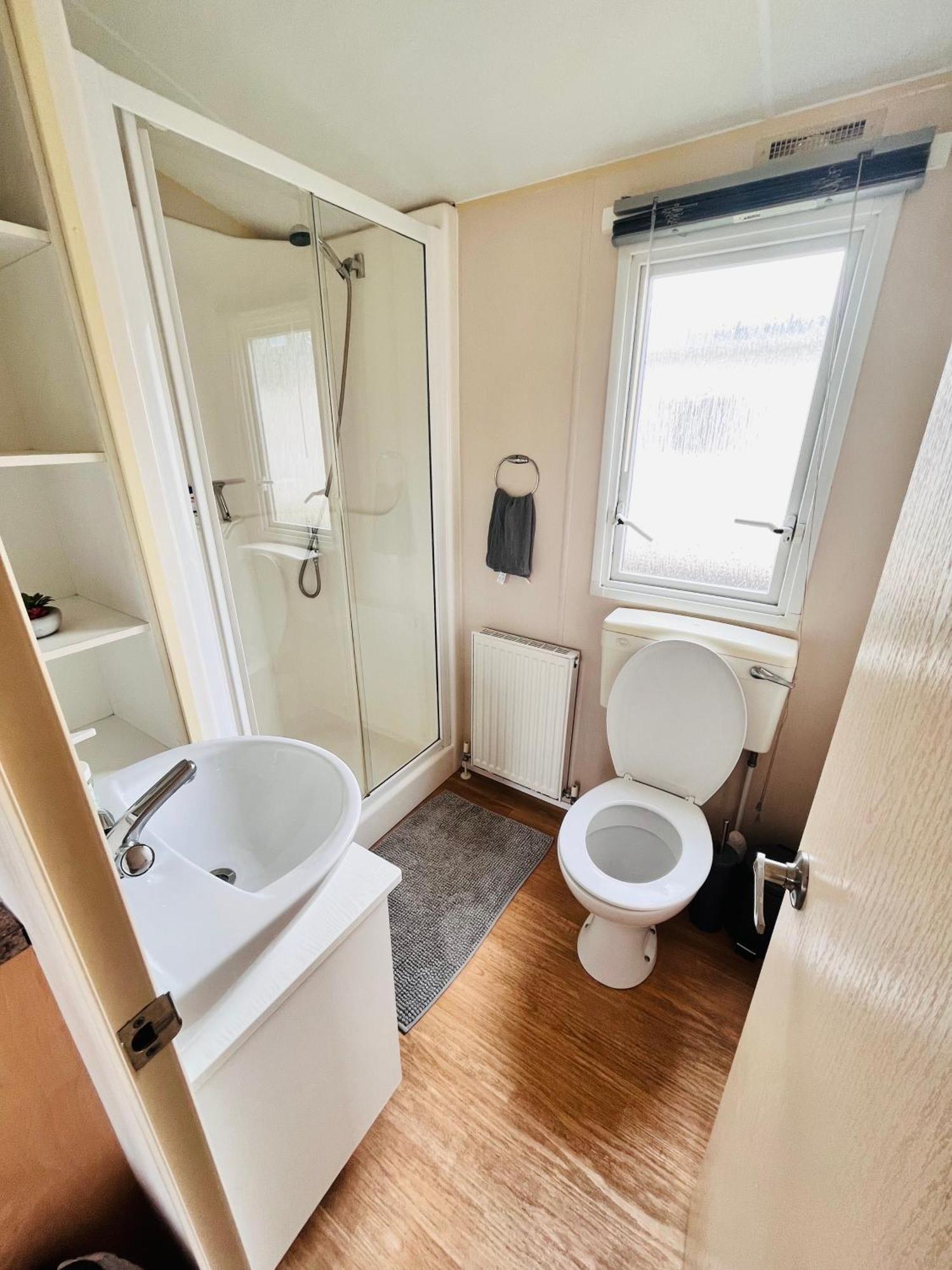 Lola'S Caravan. Your Home Away From Home. Parkeston Eksteriør bilde